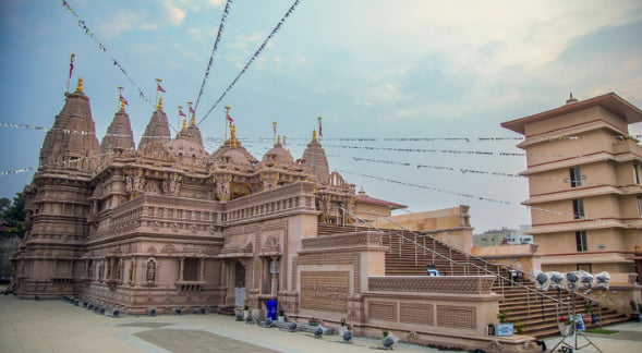 BAPS Shri Swaminarayan Mandir
